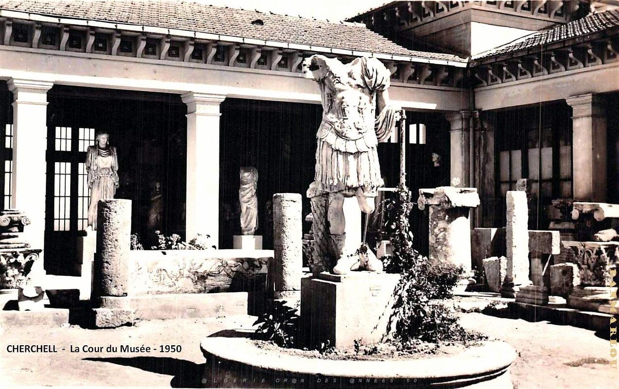Cherchell - Musee - Cour - 1950.jpg